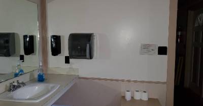 Dining Hall - Bathroom